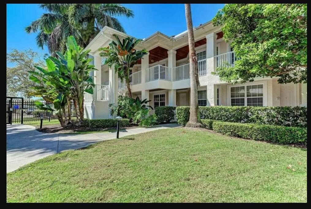 1 Bedroom , 1 Bath With Kitchen At Img Bradenton Bagian luar foto