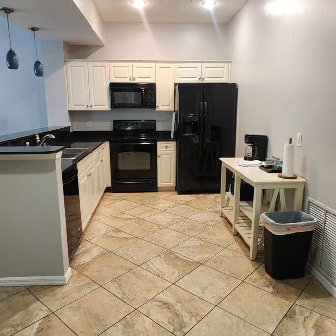 1 Bedroom , 1 Bath With Kitchen At Img Bradenton Bagian luar foto